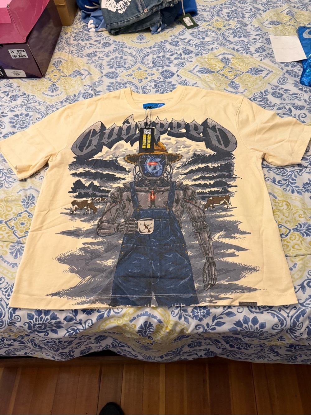Godspeed Mens Cream Short-Sleeve Graphic Tee with Blue